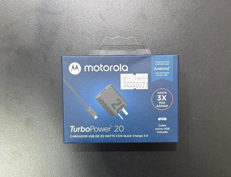 Accesorio CARGADOR MOTOROLA TURBO POWER 20W MICRO USB
